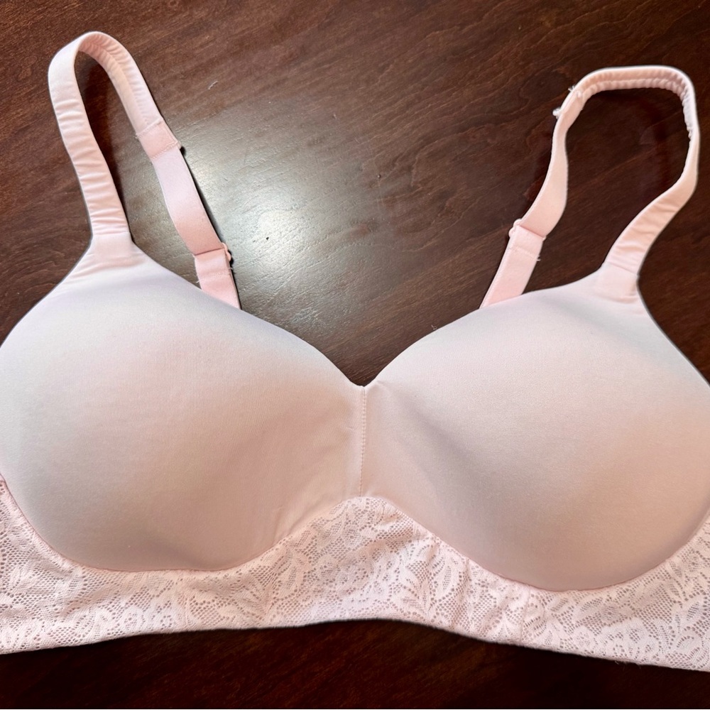 Playtex Light Pink Lace Bra